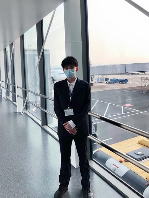 机场_副本.jpg 机场_副本.jpg