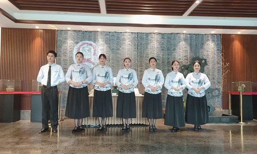 镇江宜园_副本.jpg 镇江宜园_副本.jpg