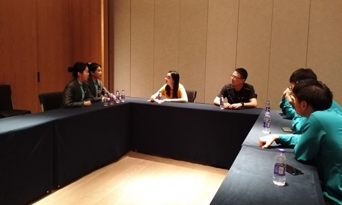 2020-9看望学生1_副本.jpg 2020-9看望学生1_副本.jpg