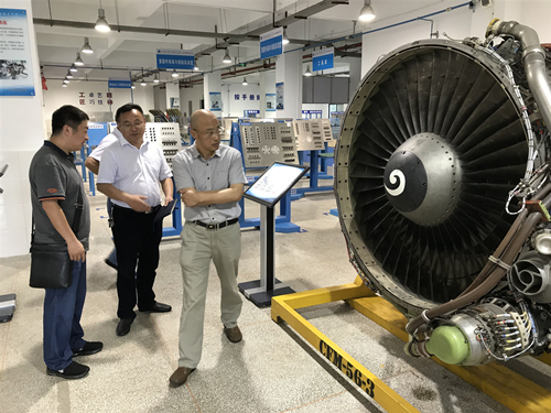 江国华书记一行调研江苏航空职业技术十三水游戏
2_副本.jpg